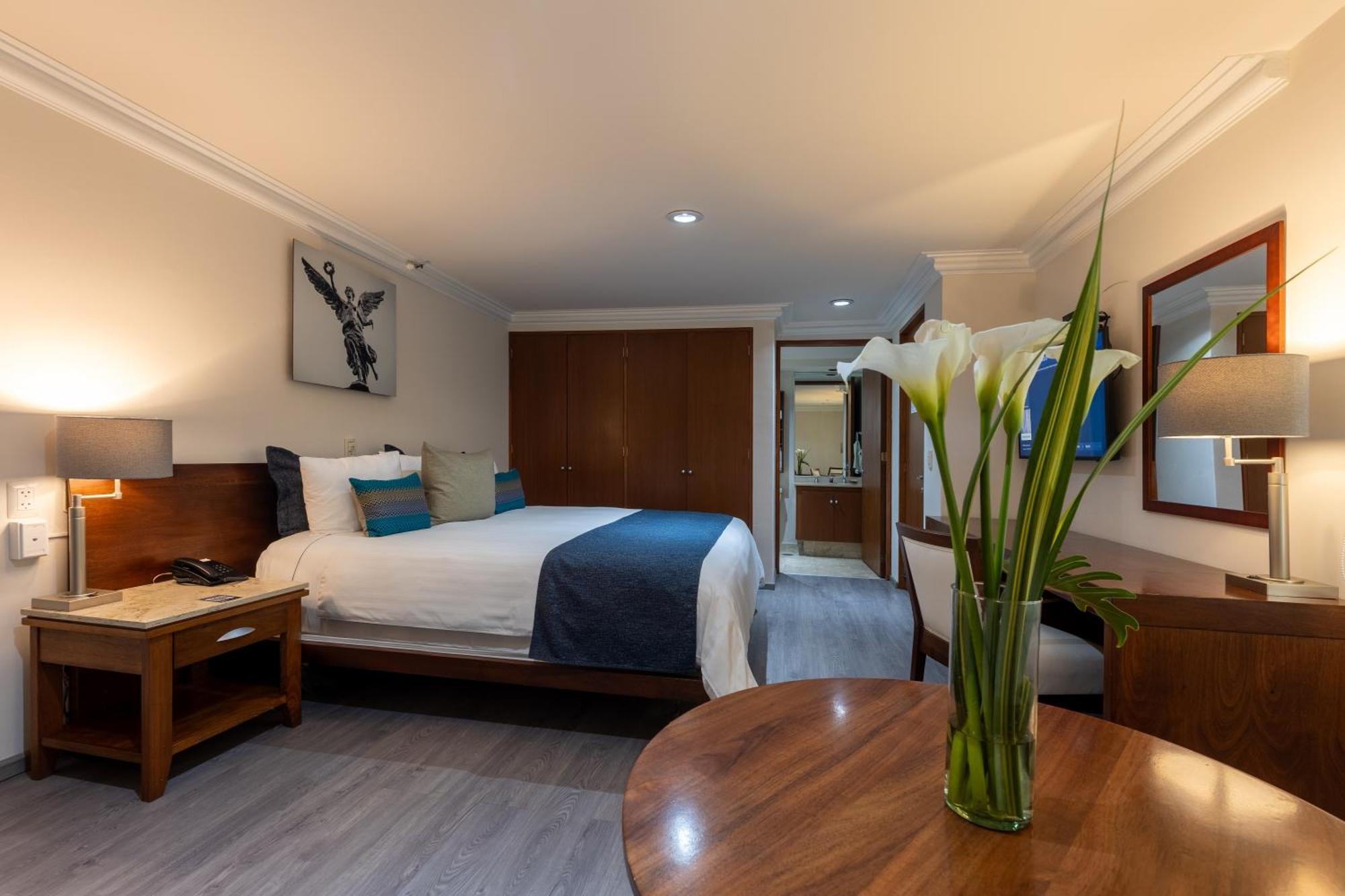 Suites Obelisk Mexico By Eksteriør billede
